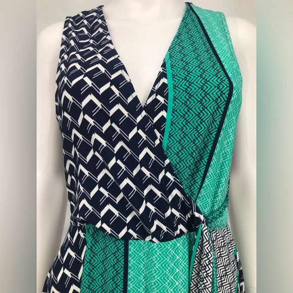 Superfoxx Handkerchief Faux Wrap Dress - Picture 5 of 10